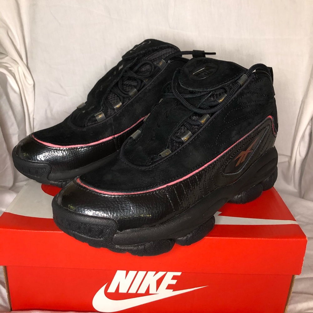 Reebok Iverson Legacy,black, size 8